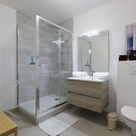 Bright In Saint-ouen-sur-seine Appartement